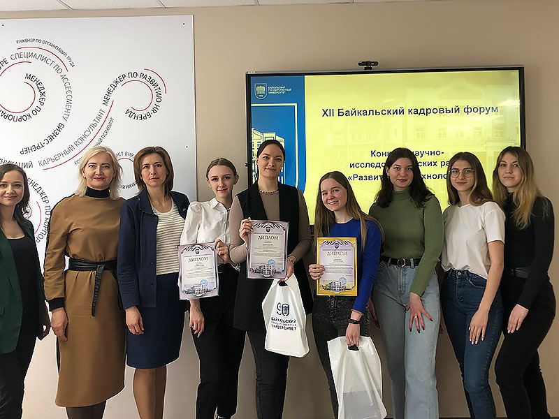 курс кон. информация о курсе валют. юань к рублю. темы творческий конкурс мгимо-университета. курс доллара в эксель.