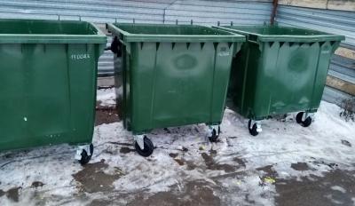 Саратовский регоператор установил 70 новых контейнеров для ТКО в Духовницком районе