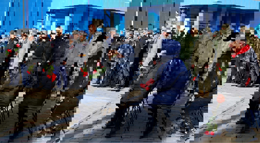 Росгвардейцы почтили память сотрудников органов внутренних дел, погибших при исполнении служебного долга