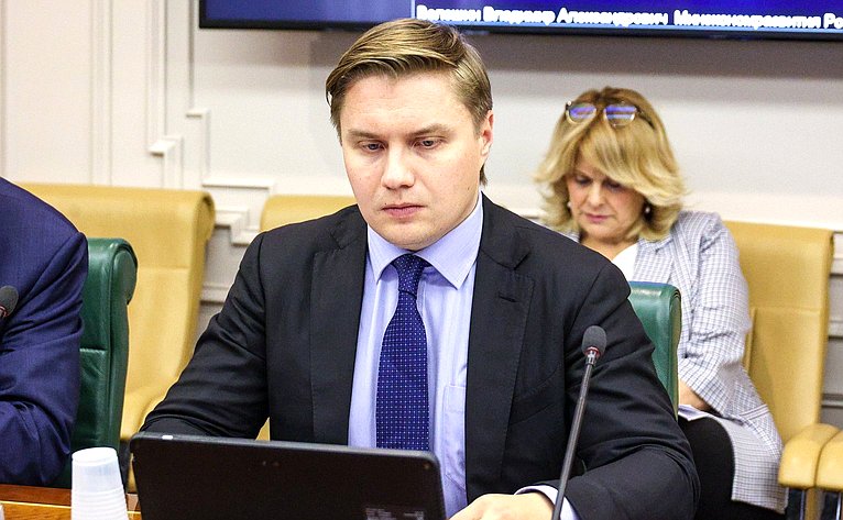 Круглый стол на тему «О совершенствовании моделей рынка, отраслевой и антимонопольной политики в условиях динамично развивающихся рынков телекоммуникаций и информационных технологий»