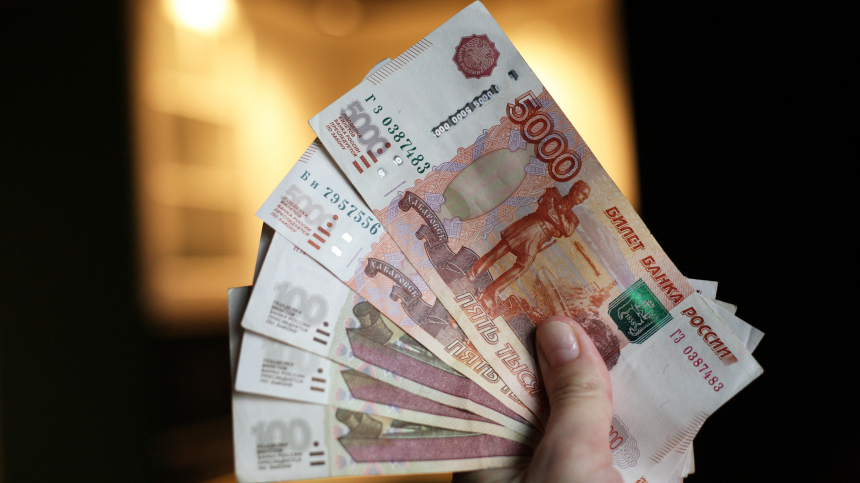 Кто в России зарабатывает меньше всех