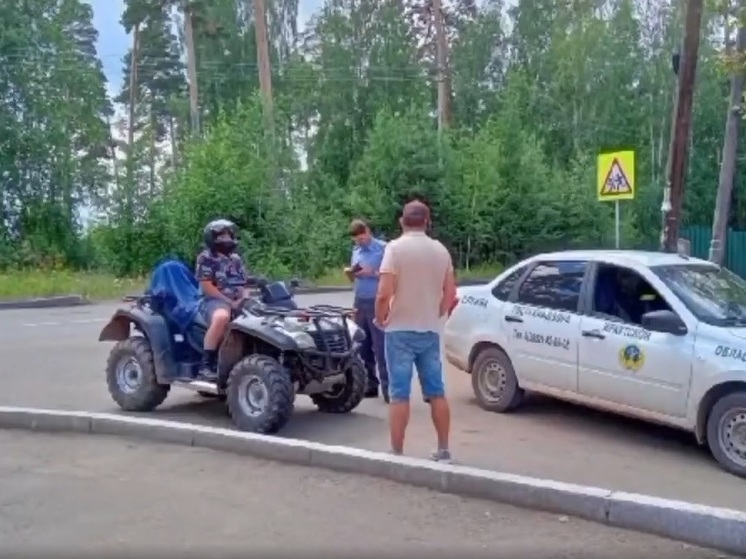 За рулем квадроциклист