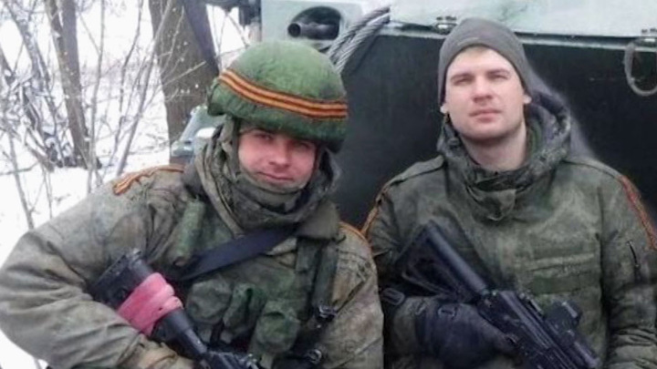 Рискуя жизнью володин спас солдата попавшего. Окопы в крыму. В жулебино 14-летний мальчик провалился под лед. Рискуя жизнью володин спас солдата попавшего. Фото берёза спасала солдат в бою.