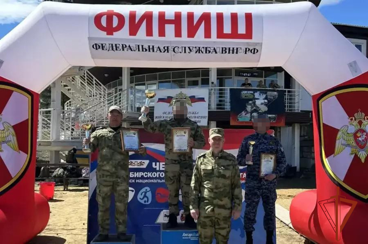 Спортсмены из Тувы успешно выступили на чемпионате Сибирского округа Росгвардии по легкоатлетическому кроссу и служебному биатлону