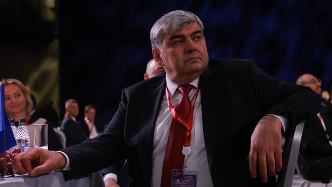 Глава Кабардино-Балкарской Республики Казбек Коков на деловом завтраке «Креативная экономика Кавказа: новые точки роста», состоявшемся в рамках Кавказского инвестиционного форума в Минеральных Водах