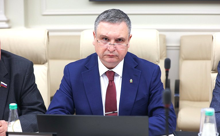 Расширенное заседание Комитета Совета Федерации по Регламенту и организации парламентской деятельности
