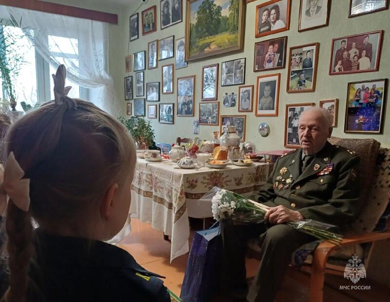 Юрию Рассадину — 89! Легенда пожарной охраны принимает поздравления