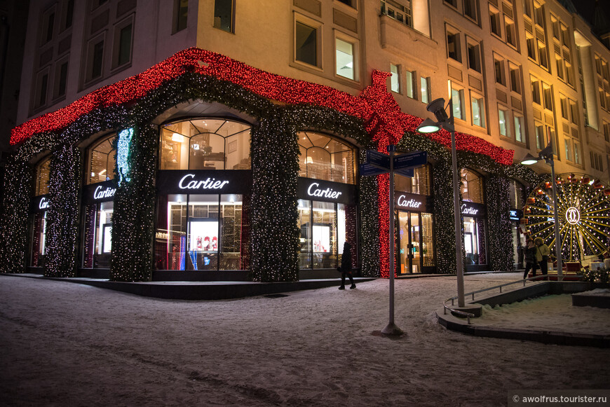 Новогодняя снежная Москва