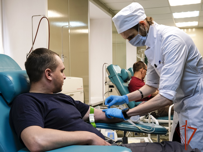 Росгвардейцы пополнили запасы донорской крови медицинских учреждений Республики Алтай