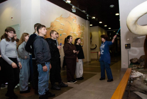 Школьникам из Дебальцево помогают выбрать востребованную профессию и сформировать карьерную траекторию