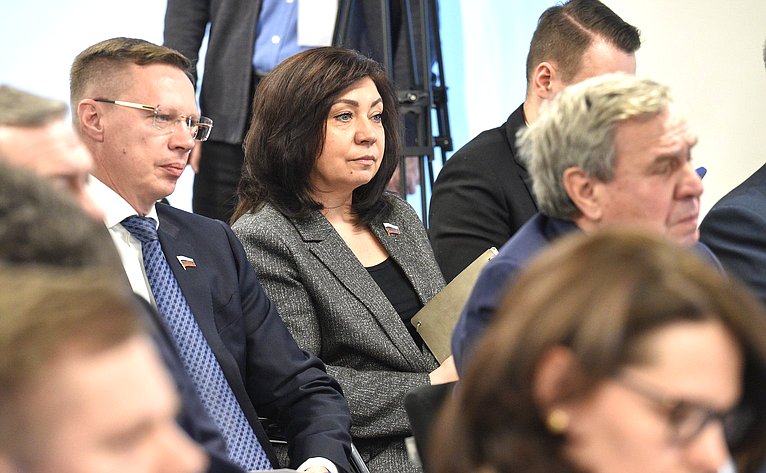 Выездное совещание Комитета СФ по федеративному устройству, региональной политике, МСУ и делам Севера на тему «Подведение итогов реализации Плана мероприятий («дорожной карты») по развитию лифтовой отрасли в РФ»