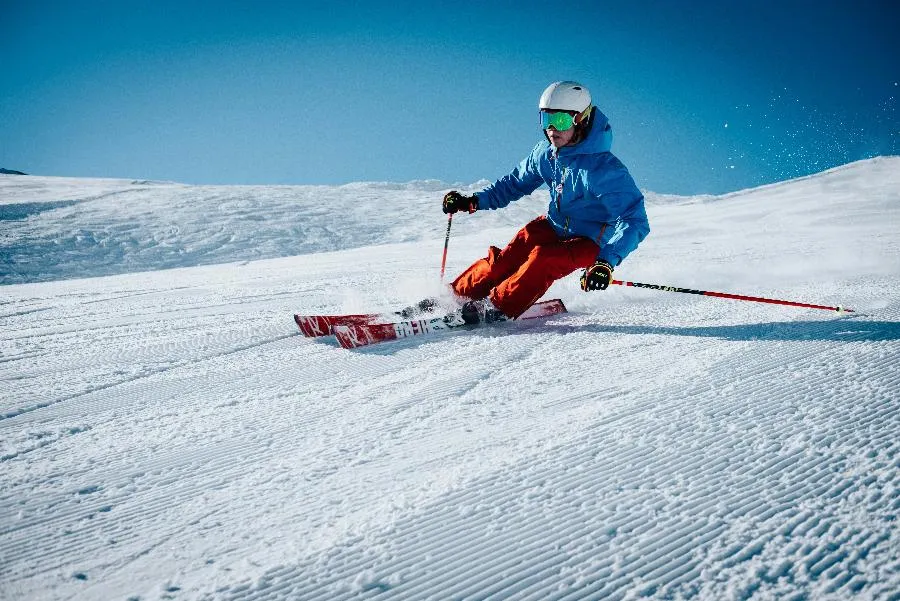 Кому апрельский снег в радость. В Ленобласти завершился чемпионат России по горнолыжному спорту | ФОТО Maarten Duineveld on Unsplash
