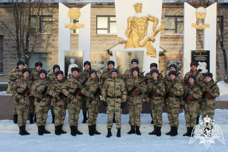 Более ста военнослужащих осеннего призыва приняли присягу в Центре подготовки личного состава Северо-Западного округа Росгвардии