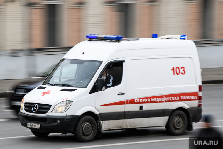 Виды Москвы, скорая помощь, машина скорой помощи