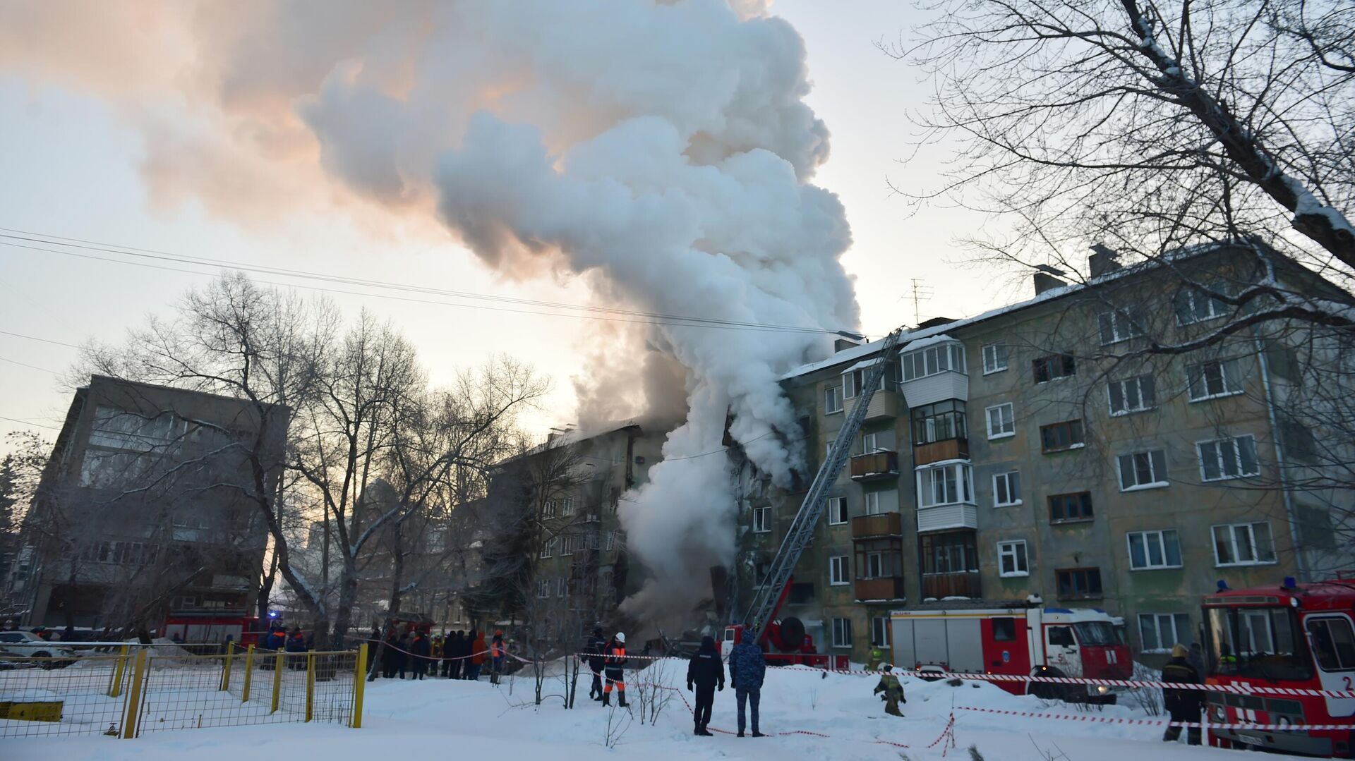 Новосибирск после теракта. Взрыв газа в Новосибирске 2023. Взрыв пятиэтажки в Новосибирске.