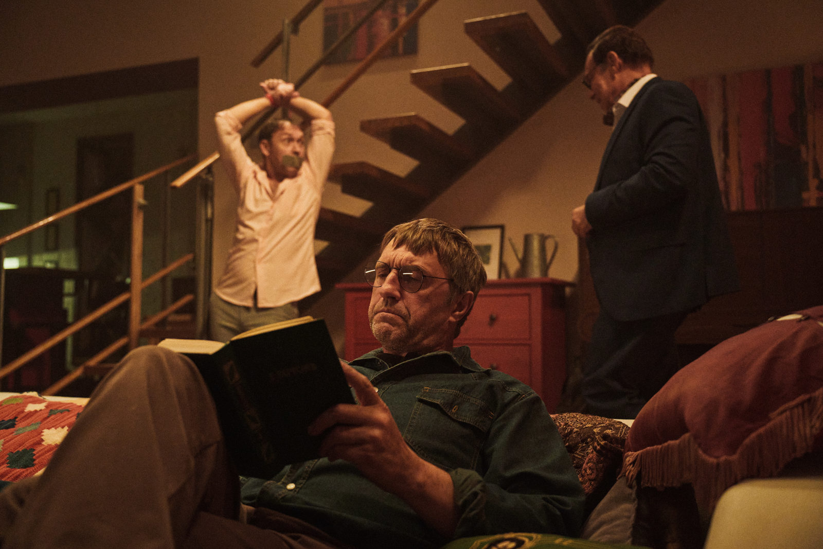 Владимир Вдовиченков и Нонна Гришаева сыграли бывших аферистов на пенсии