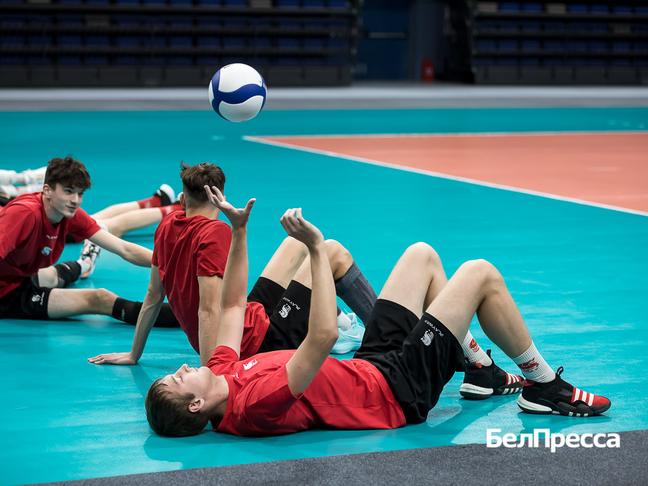 Финалисты всероссийского конкурса «Первый учитель» побывали в «Белгород Арене» - Изображение 1