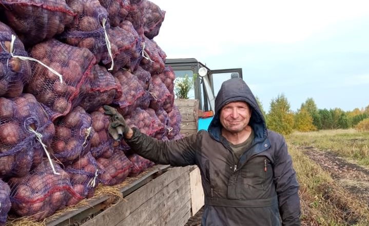 «Постоянно развиваться и осваивать новое»: уральский выпускник проекта «Школа фермера» о своем фермерском пути 