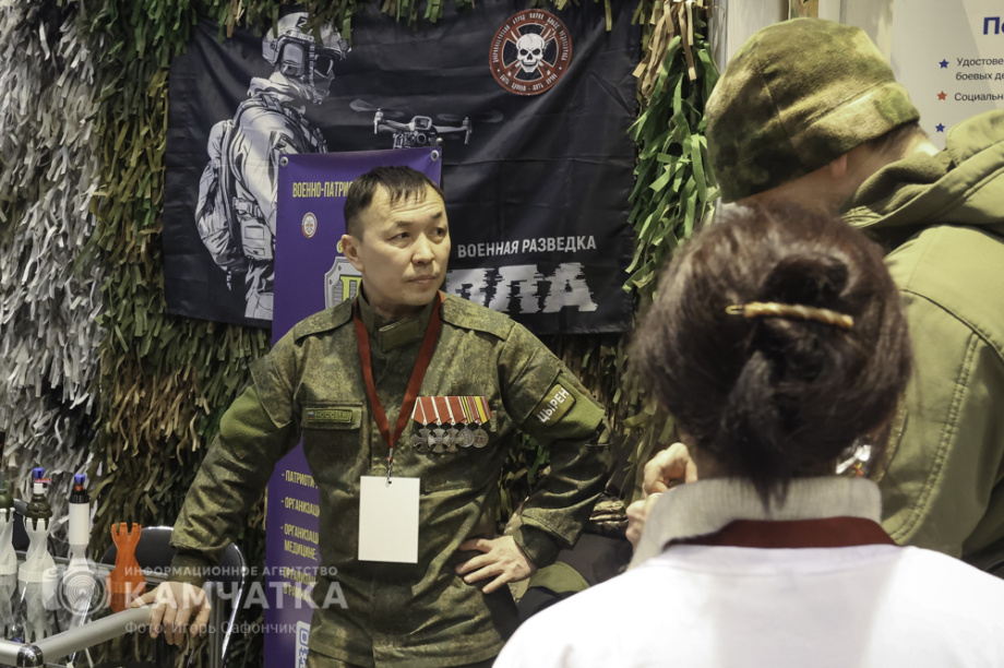 Камчатка объединилась ради Победы! (фоторепортаж). Фотография 41 Камчатка объединилась ради Победы! (фоторепортаж). Фото: «Камчатка Сегодня» \ Игорь Сафончик. Фотография 41