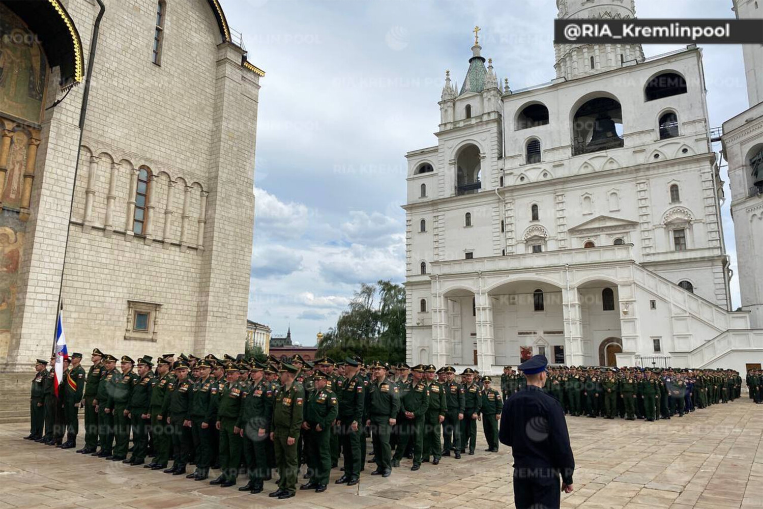 соборная площадь в кремле