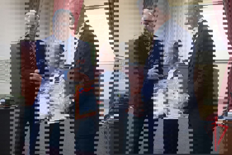 Школьники Владивостока познакомились со службой в Росгвардии