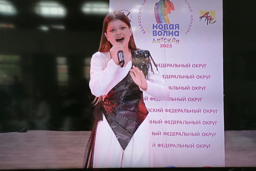 Юная курганская вокалистка выступит на «Новой детской волне» в Москве