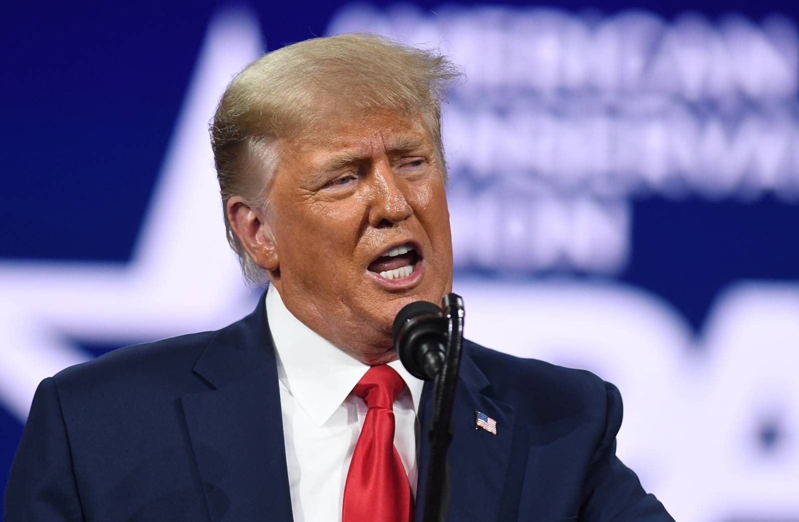 Трамп: Не считаю уместным участие сборной Ирана на чемпионате мира