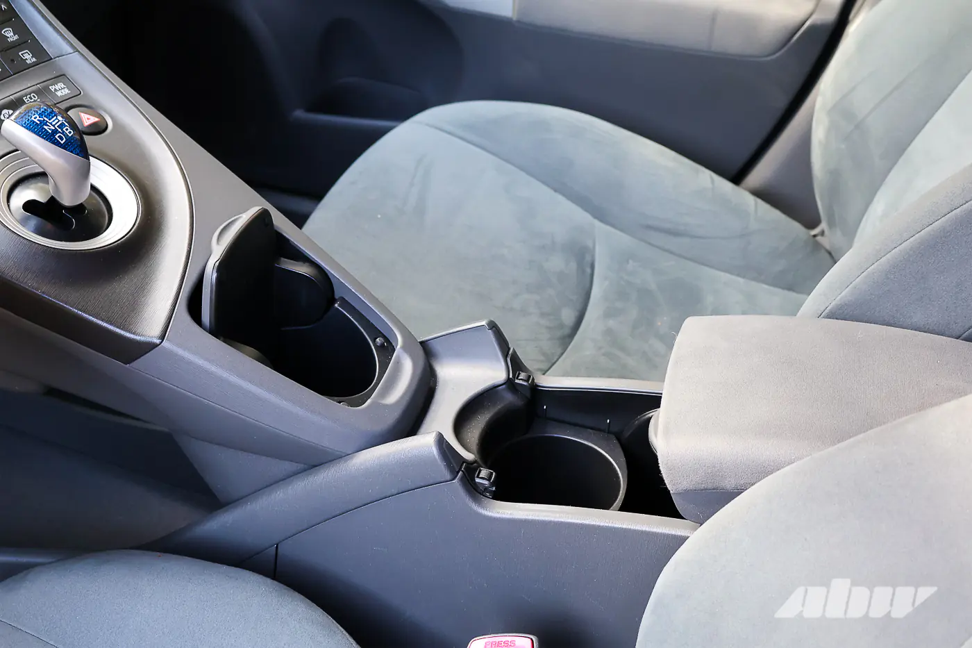 Вайб и экономия: секонд-тест Toyota Prius XW30 с пропановым ГБО