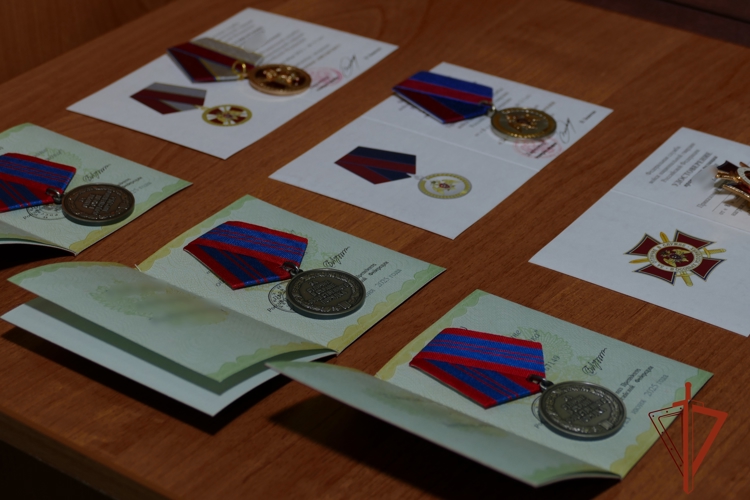 Награды за службу: Омский ОМОН Росгвардии отмечает 33-ю годовщину