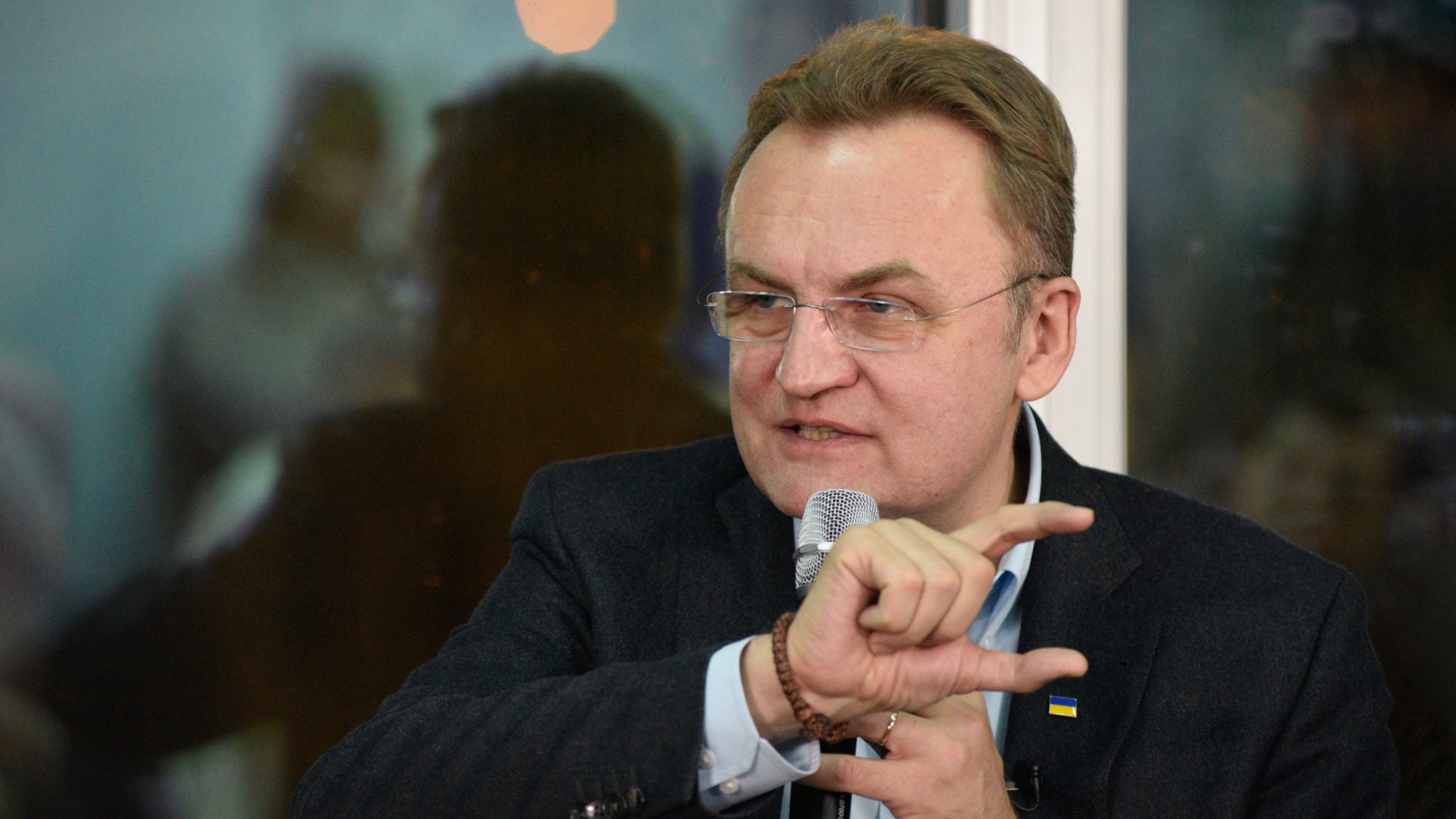 Мэр Львова предложил обменять останки советских воинов на боевиков ВСУ