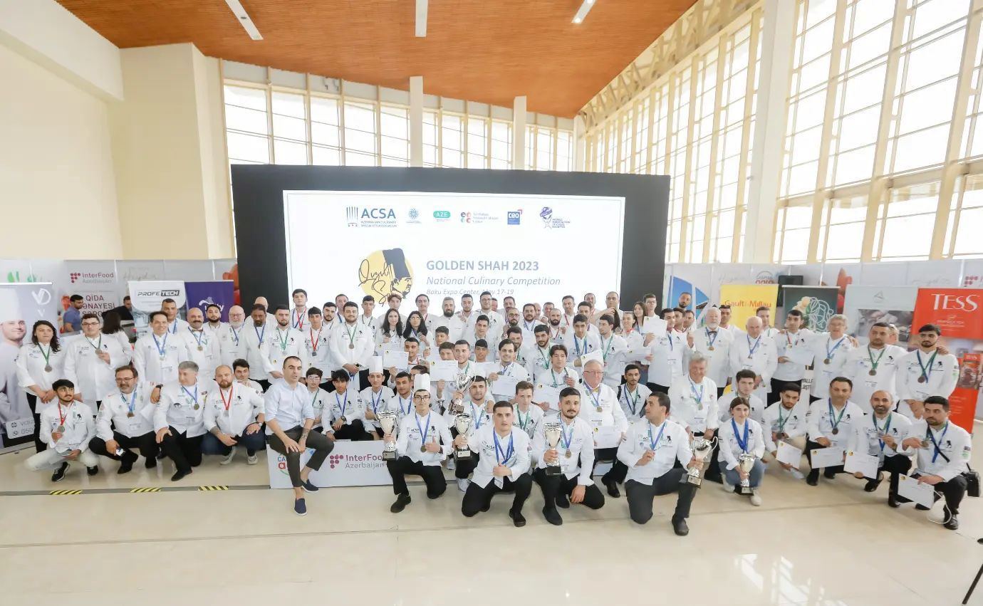 1 мохур - шах алам ii. золотой шах. Azerbaijan culinary specialist association logo. иран 1972 1 пахлави монета диаметр. жизнь поварам.