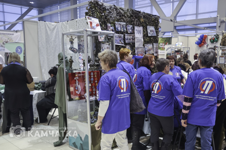 Камчатка объединилась ради Победы! (фоторепортаж). Фотография 11 Камчатка объединилась ради Победы! (фоторепортаж). Фото: «Камчатка Сегодня» \ Игорь Сафончик. Фотография 11
