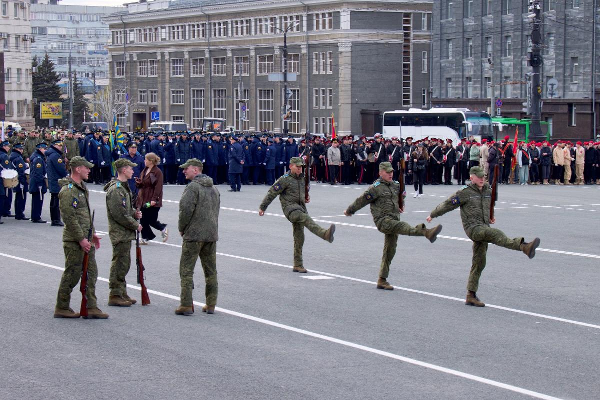 Сегодня днем в центре Челябинска перекроют улицы