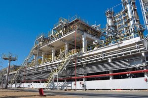 На Сейдинском нефтеперерабатывающем заводе произведено 208 тысяч тонн бензина