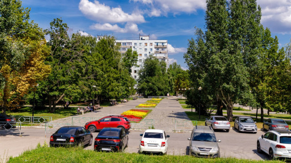 В Тольятти ликвидировали незаконную автомобильную стоянку