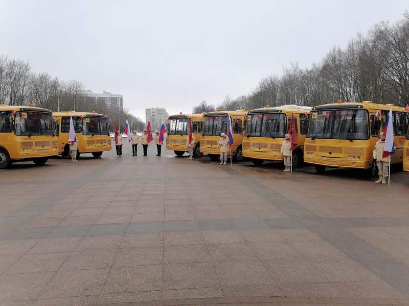 Брянские школы получили ещё 15 автобусов