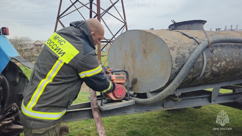 В День добровольца прошло торжественное награждение в стенах Главного управления МЧС России по Республике Крым