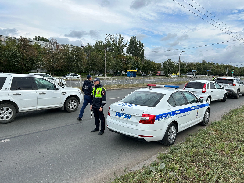 Фото в патрульной машине