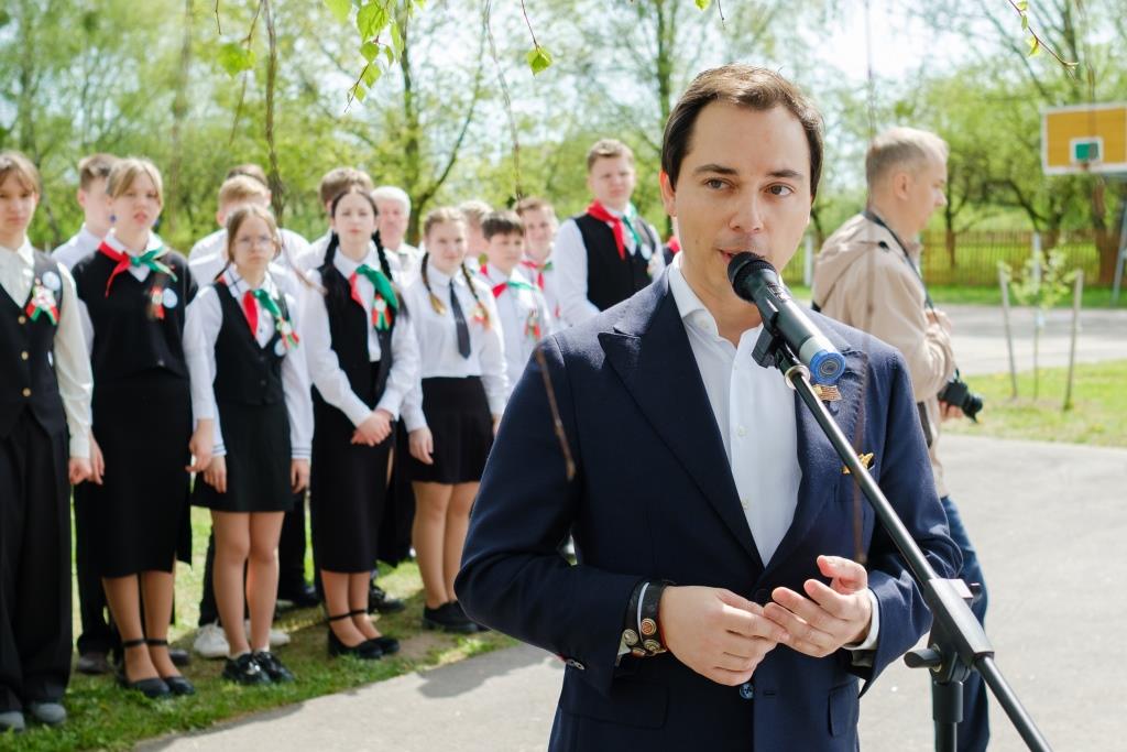 Владимир Шапкин принял участие в акции к празднованию 80-й годовщины Победы в ВОв - фото 1