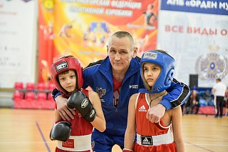Чемпионы мира провели открытый мастер-класс по боксу в Солнечногорске
