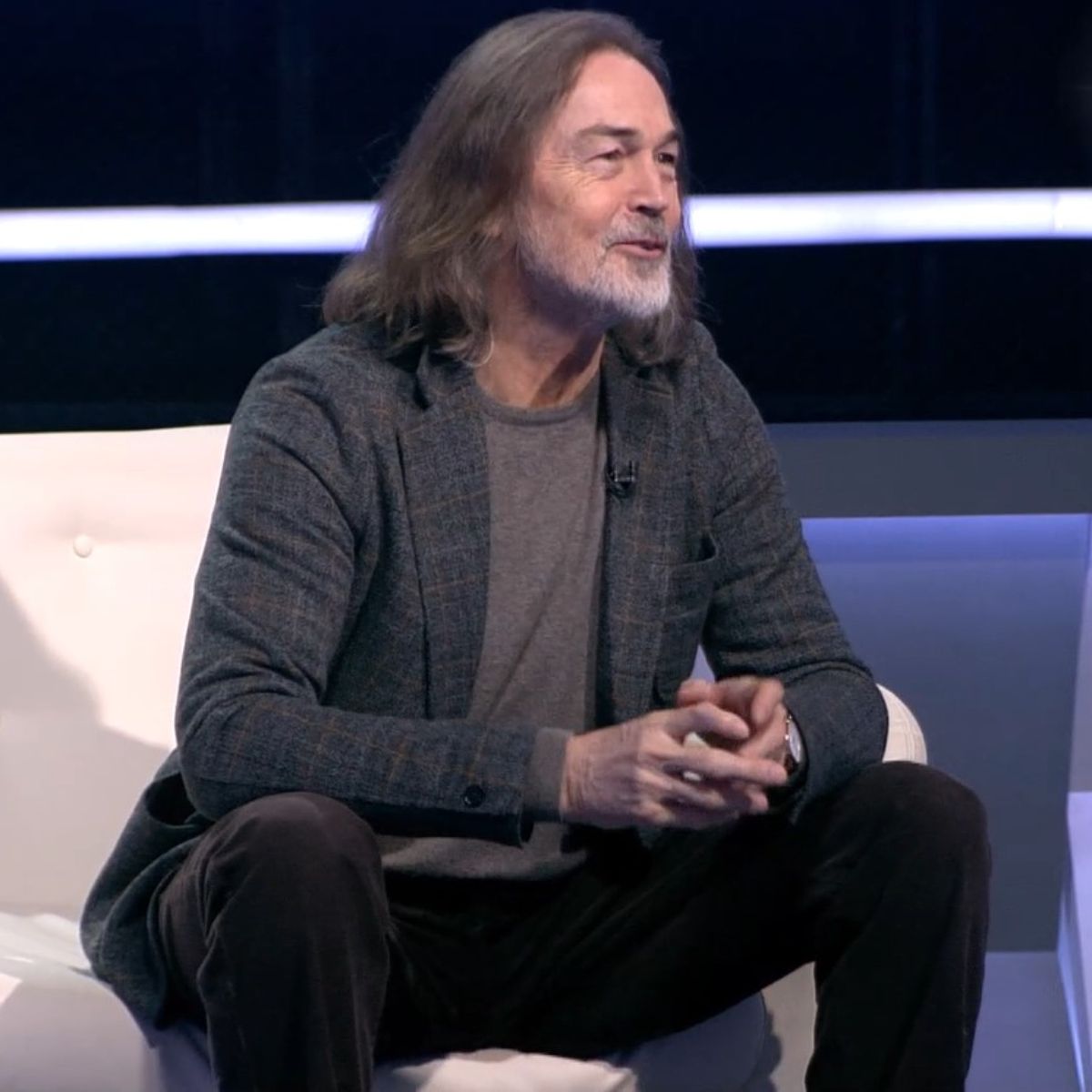 никас сафронов 2023. художник никас сафронов. никас сафронов 2022. знаменитый художник никас сафронов. художник никас сафронов.