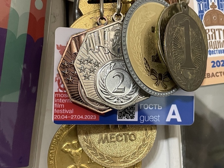 Юные севастопольские пловцы привезли из Москвы шесть медалей