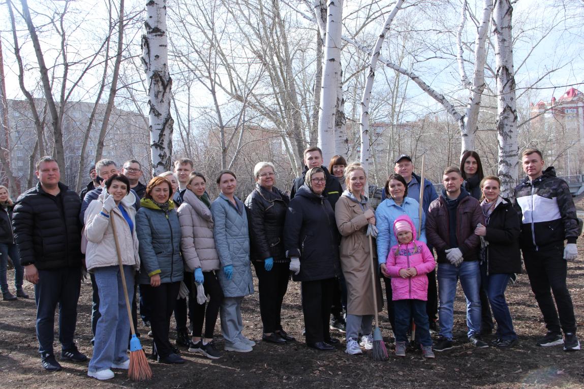 Общество кургана. Прокуратура Назарово сотрудники. Субботник. Прокуратура Курганской области 90-е годы. Змановский прокуратура Курган.