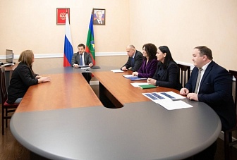 Премьер-министр КЧР Мурат Аргунов дал ряд поручений по итогам приема граждан в приемной Президента России Владимира Путина в Карачаево-Черкесии