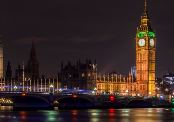 Принц Гарри сравнил жизнь в королевской семье с сериалом 