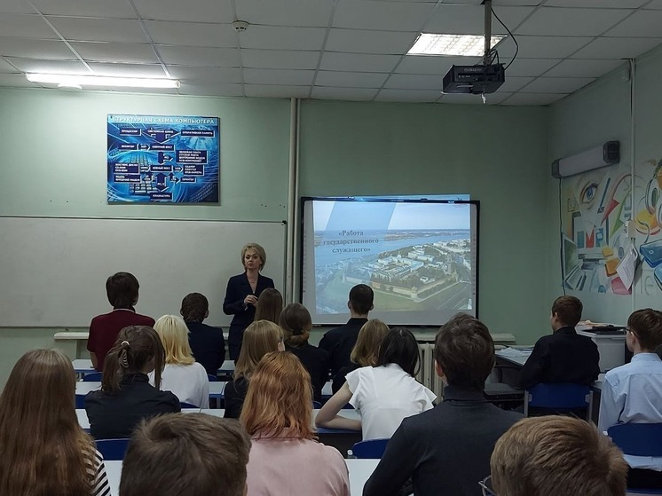 Проект «Наставник на связи» проходит в нижегородских школах