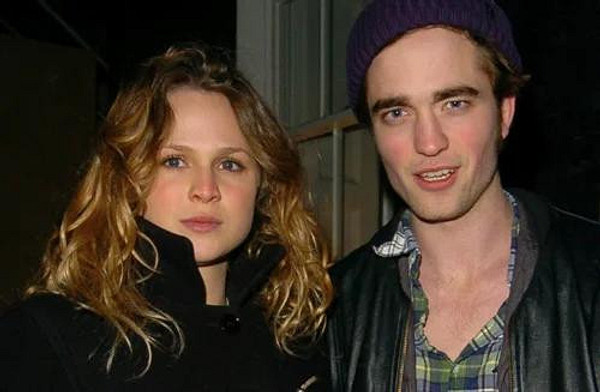 От Кристен Стюарт до FKA Twigs: с кем встречался главный вампир нулевых Роберт Паттинсон и чью кровь он пьет сейчас