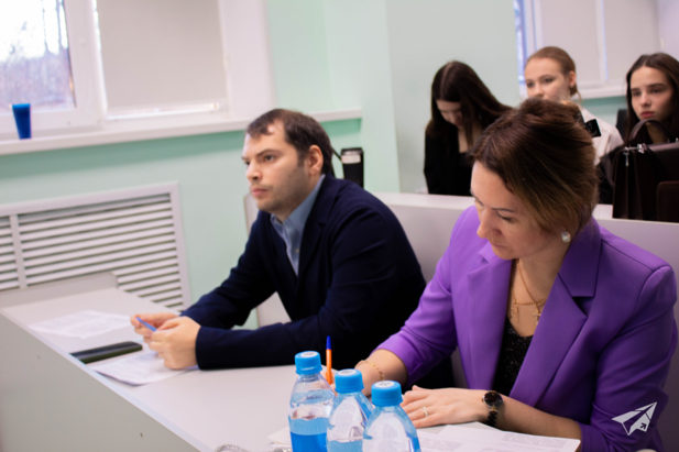 Модераторы секции Голубник А.А., Пашкова Т.В.