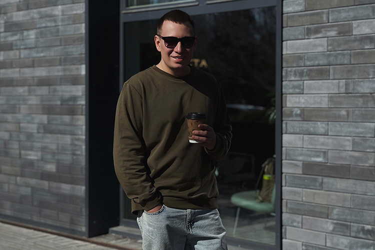 Андрей Бажура