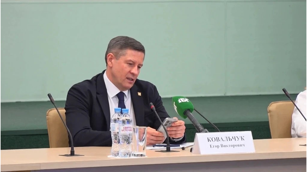 В режиме прямой связи: Ковальчук дал свой номер телефона брянским бизнесменам